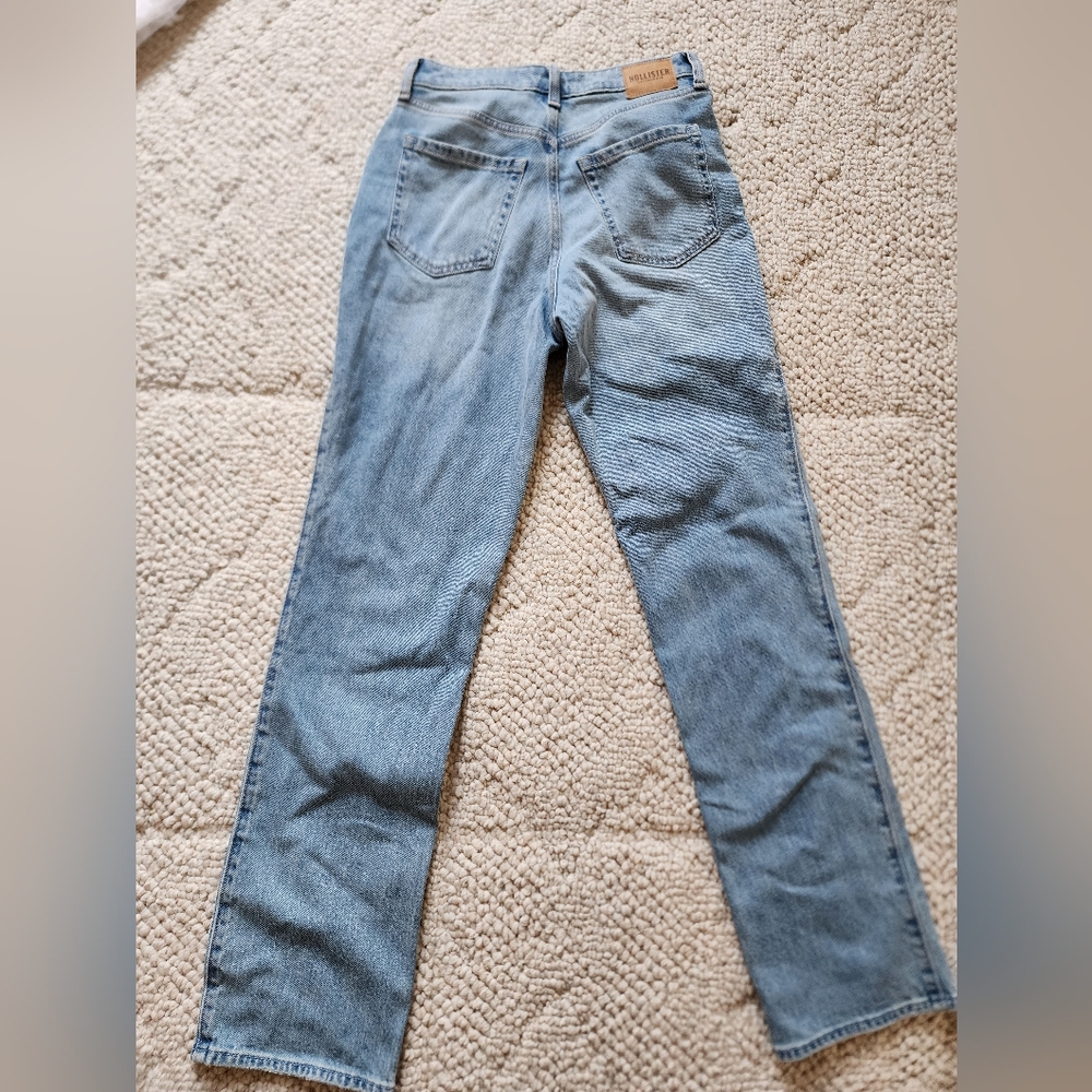 Jeans - Picture 2 of 3